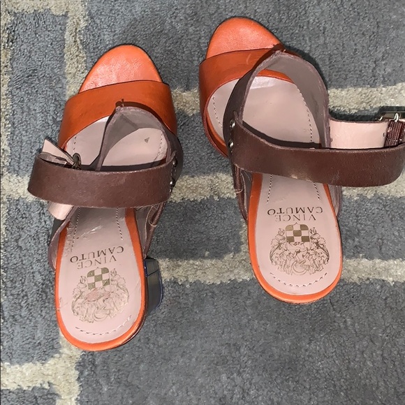 Vince Camuto heels 🧡💙 - Picture 8 of 12